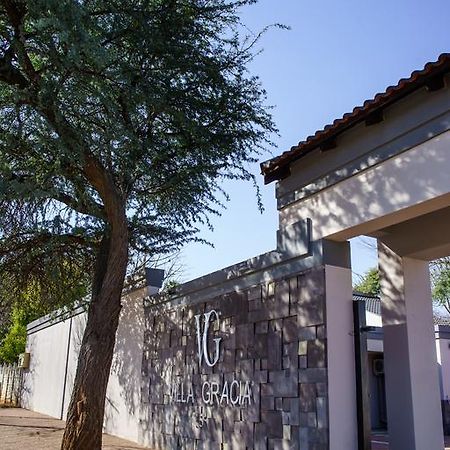 Villa Gracia Guesthouse Klerksdorp Exteriör bild